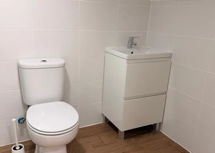 Quartos - Almirante Reis 4 Andar * Lisbona