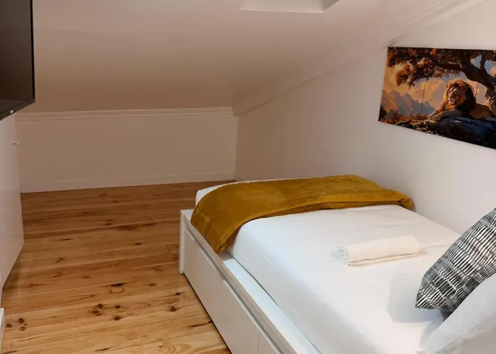 Quartos - Almirante Reis 4 Andar