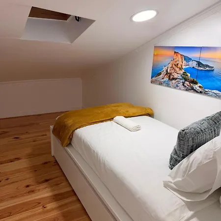 Quartos - Almirante Reis 4 Andar * Lisboa