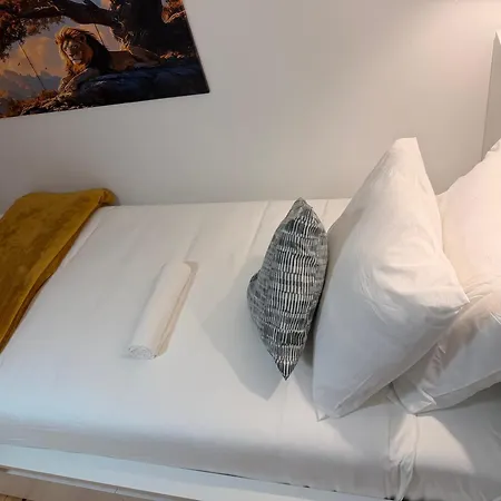 Quartos - Almirante Reis 4 Andar Séjour chez l'habitant Lisboa