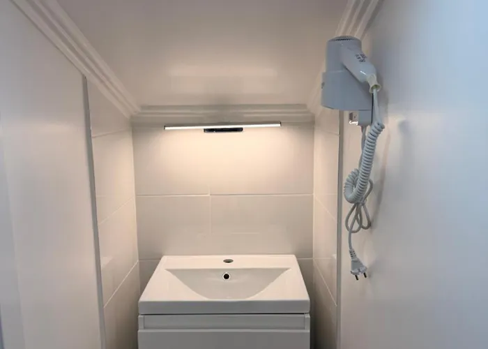 Quartos - Almirante Reis 4 Andar Séjour chez l'habitant *